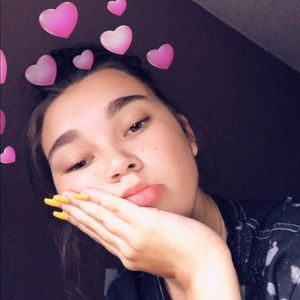 Meet your Posher, Kiana